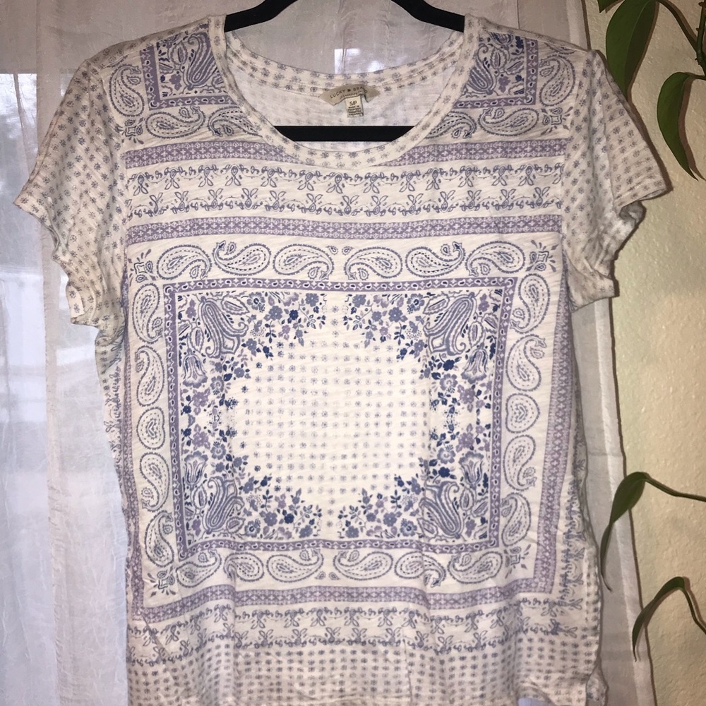 Lucky brand t shirt